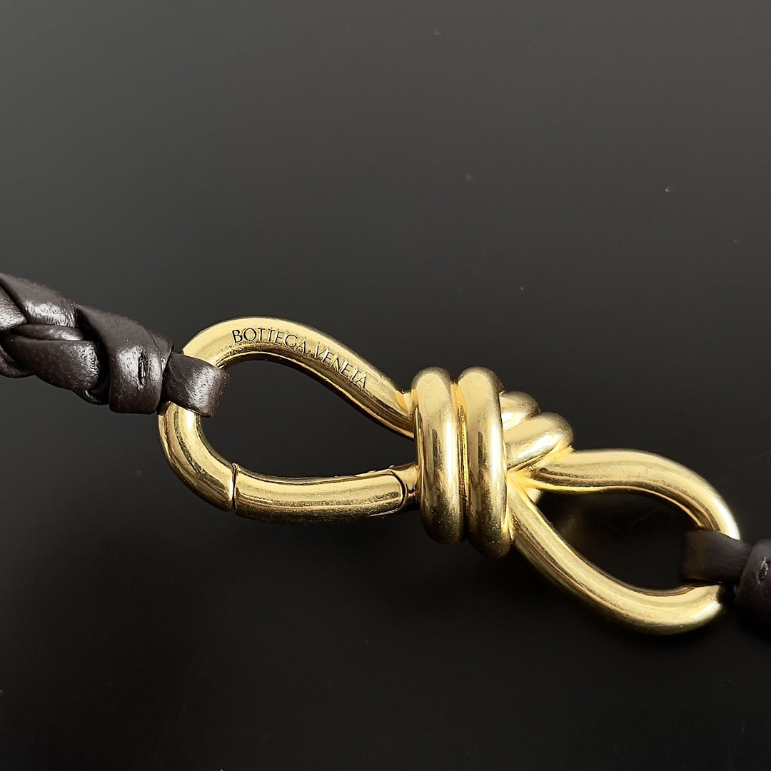 B0tt*ga Ven*ta East-West Andiamo 29x10x18CM