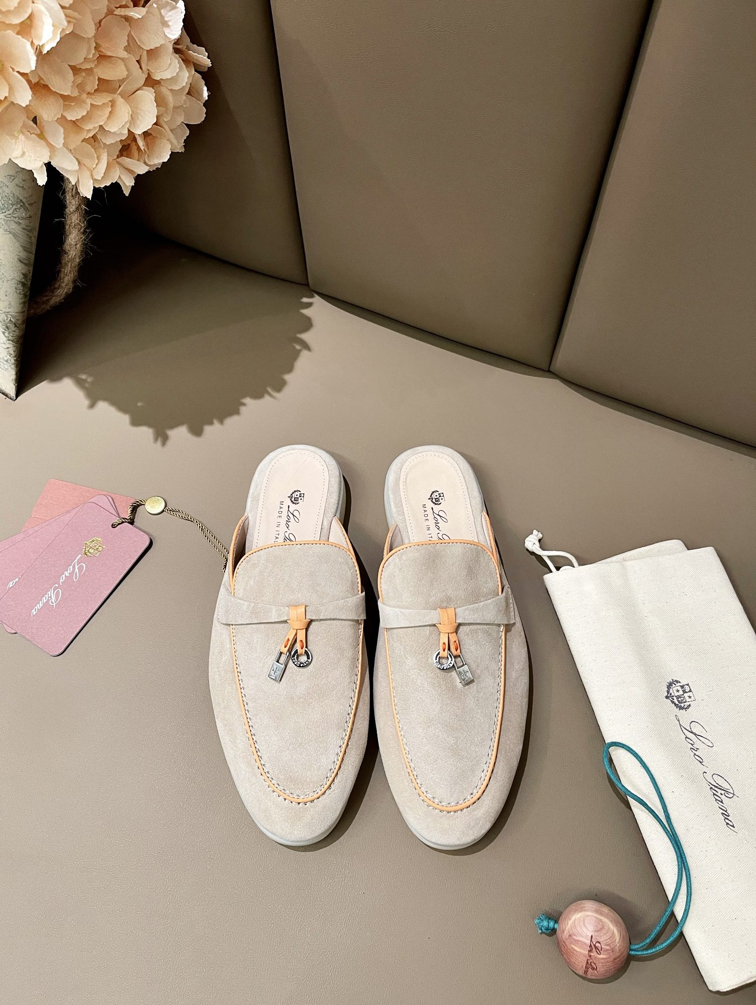 UA L0r0 P1ana Babouche Charms Walk Loafers