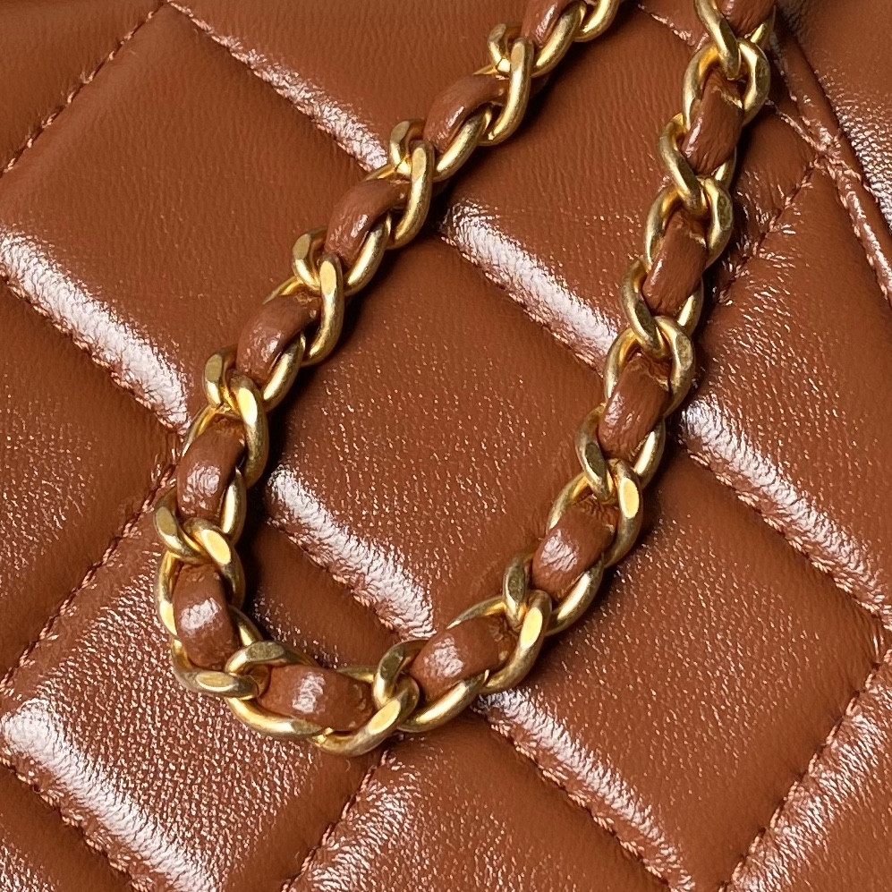 Ch**el MINI BAG WITH TOP HANDLE  Shiny Lambskin & Gold-Tone Metal Brown 12 × 18 × 7 cm