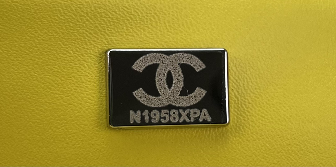 Ch**el Classic Flap Bag 25cm