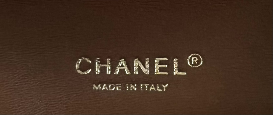 Ch**el Classic Flap Bag 25cm