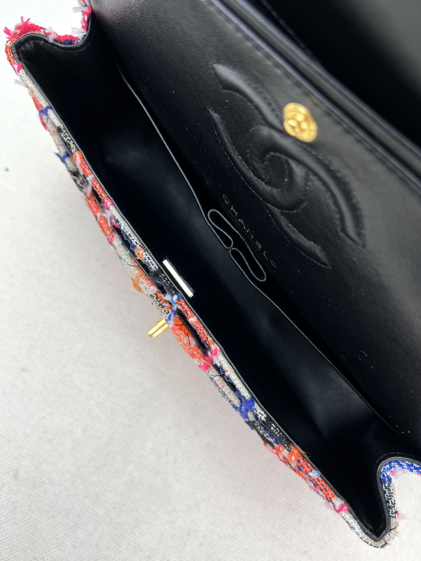 Ch**el Classic Flap Bag 25cm