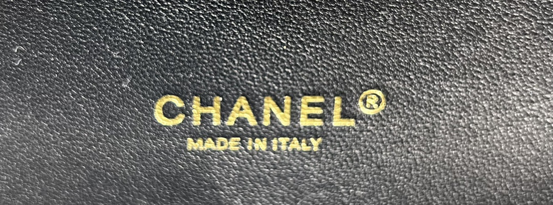 Ch**el Classic Flap Bag 25cm