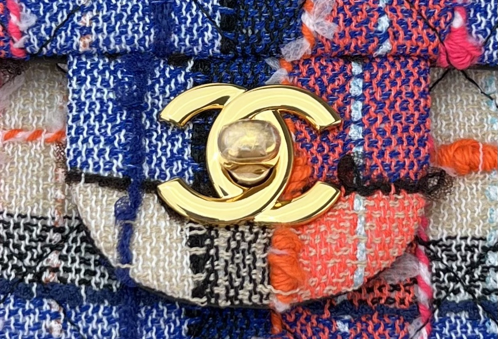 Ch**el Classic Flap Bag 20cm