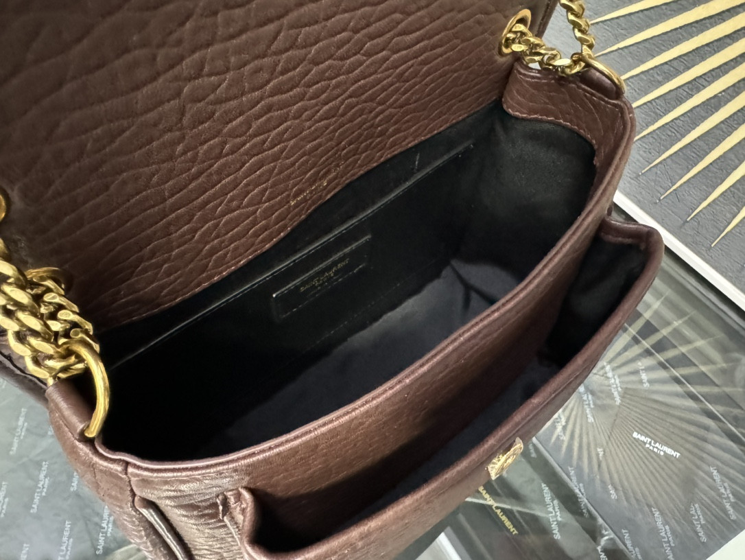 Y51 NIKI 21x16x7.5cm