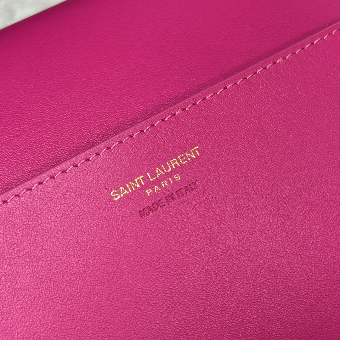 Y51 REVERSIBLE MEDIUM KATE IN SUEDE 28.5x20.6cm