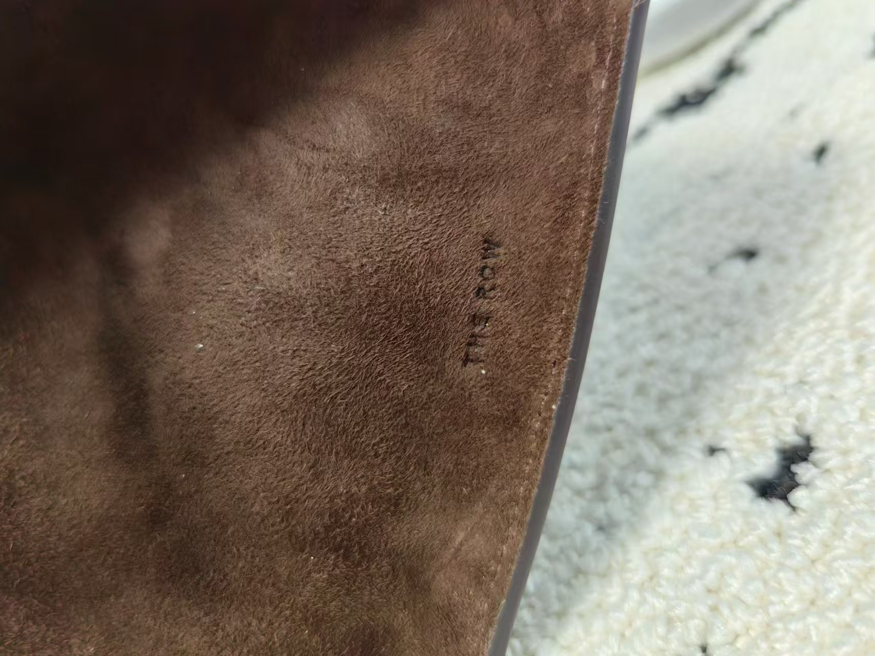 The R0w MARGAUX 12   32x15x25cm