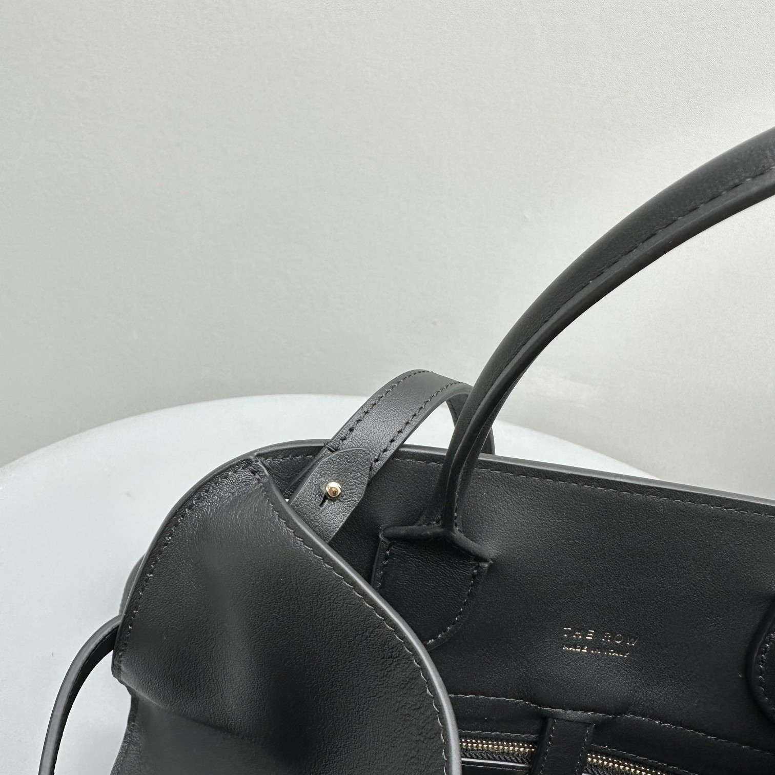 The R0w Margaux belt 12 32x15x25cm