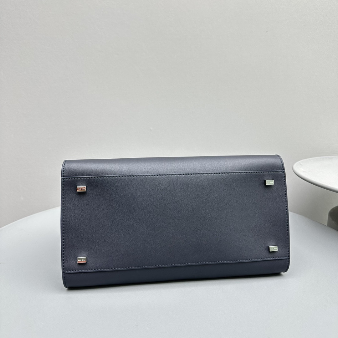 The R0w MARGAUX 12 32x15x25cm