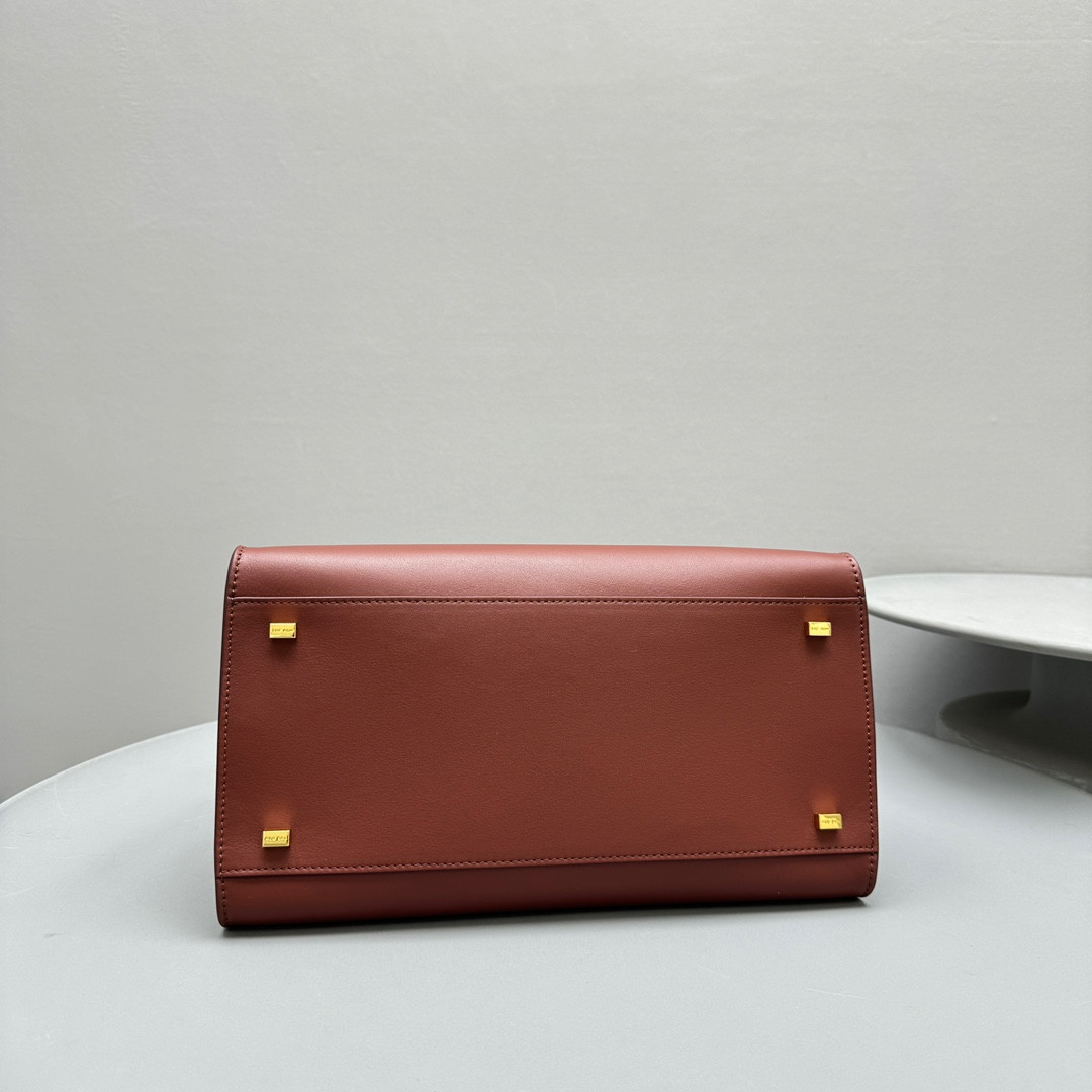 The R0w MARGAUX 12 32x15x25cm