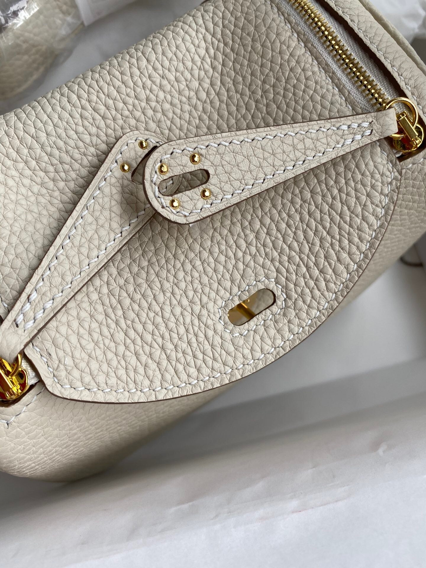 H**me5 Mini lindy 19cm