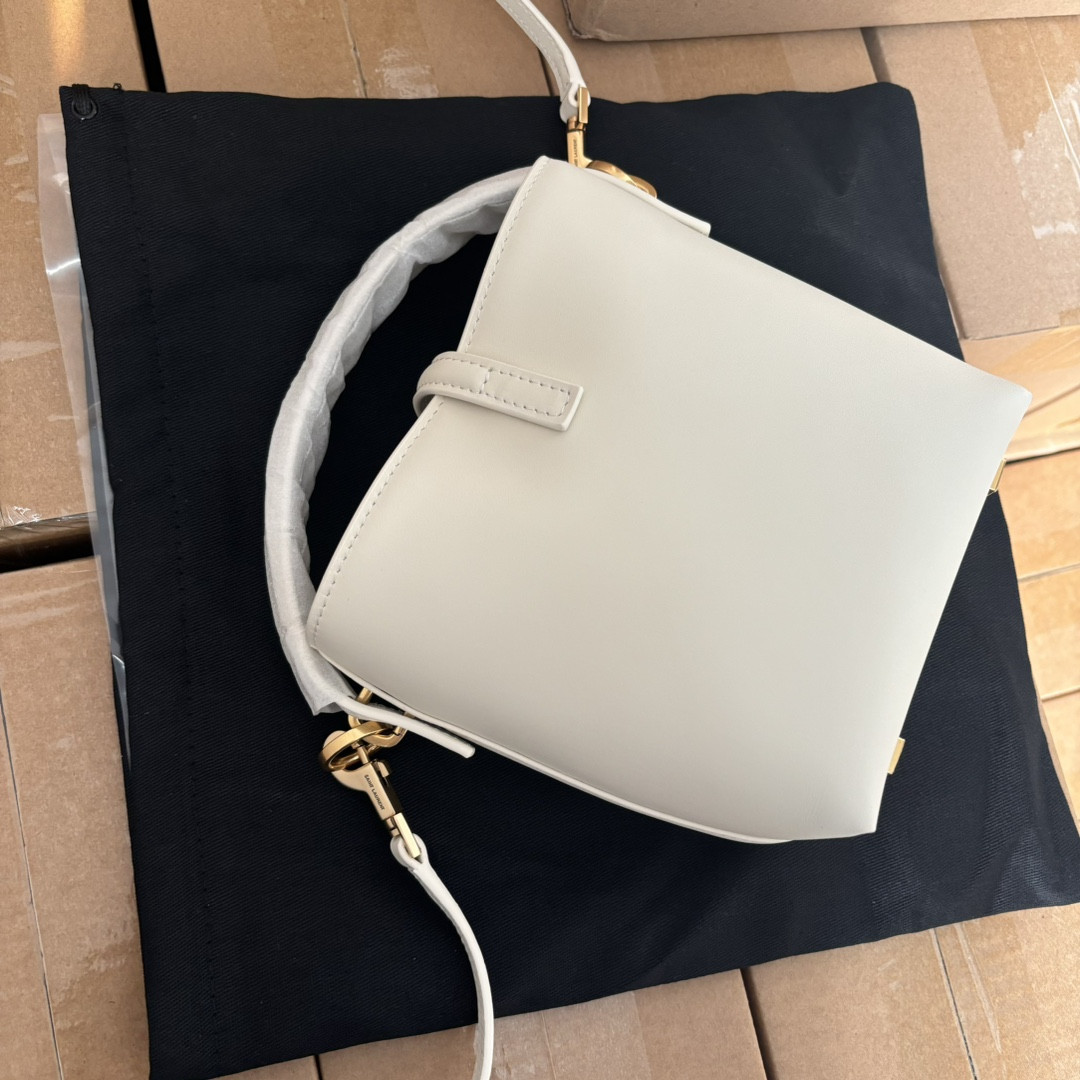 Y51 LE 37 Mini (Shiny Leather)  15x13x6cm