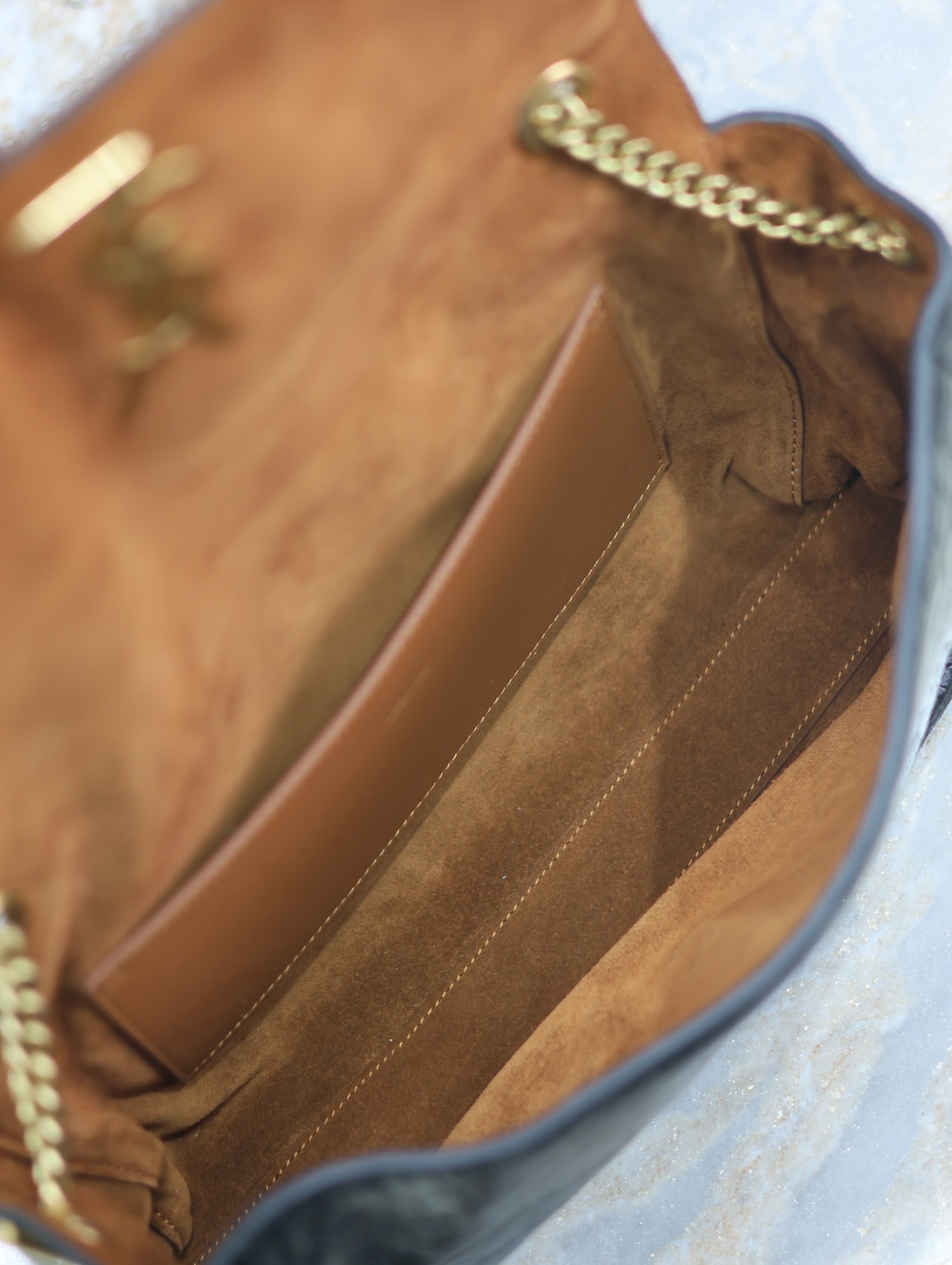 Y51 REVERSIBLE KATE 28.5x20x6cm