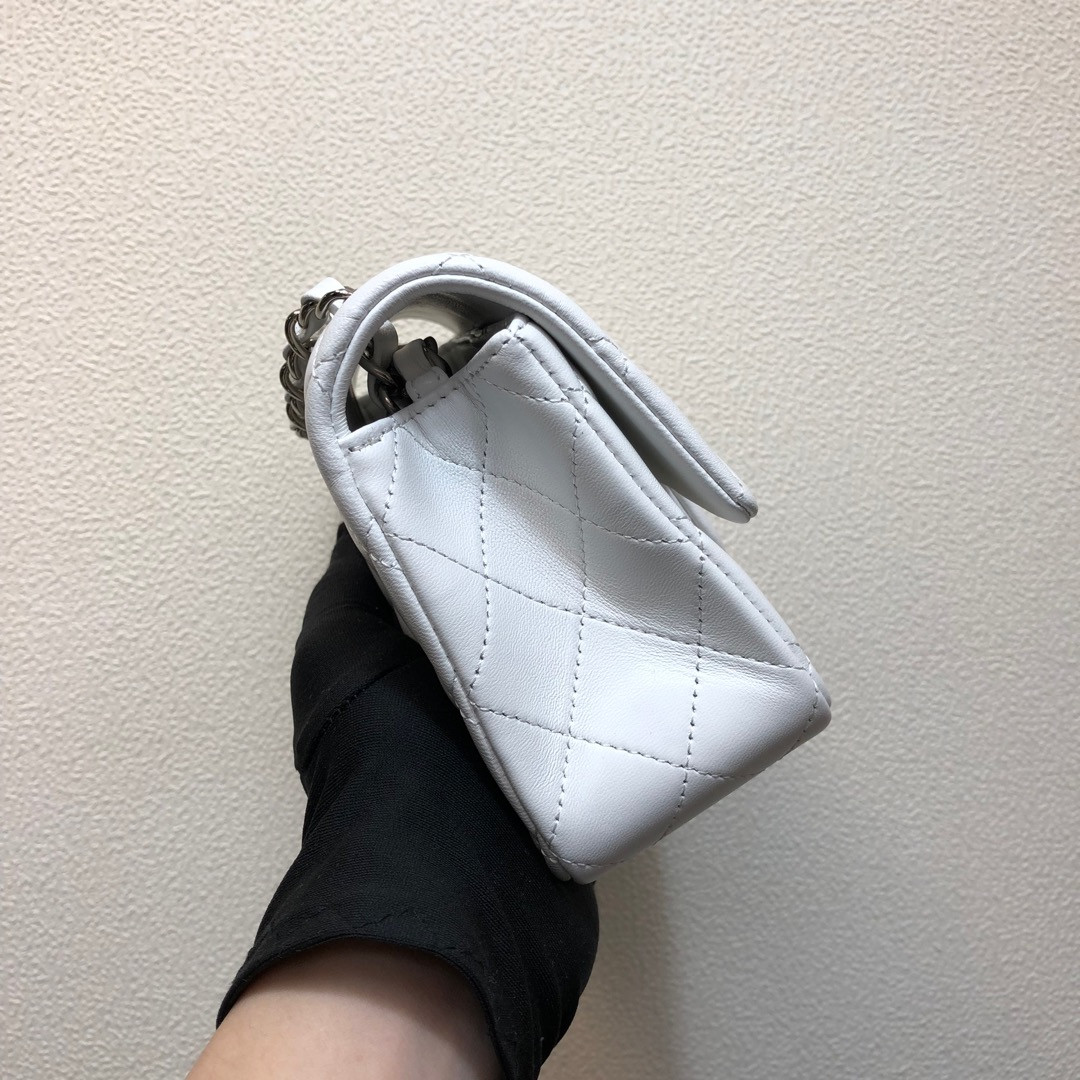 Ch**el MINI FLAP BAG white 12 × 20 × 6 cm