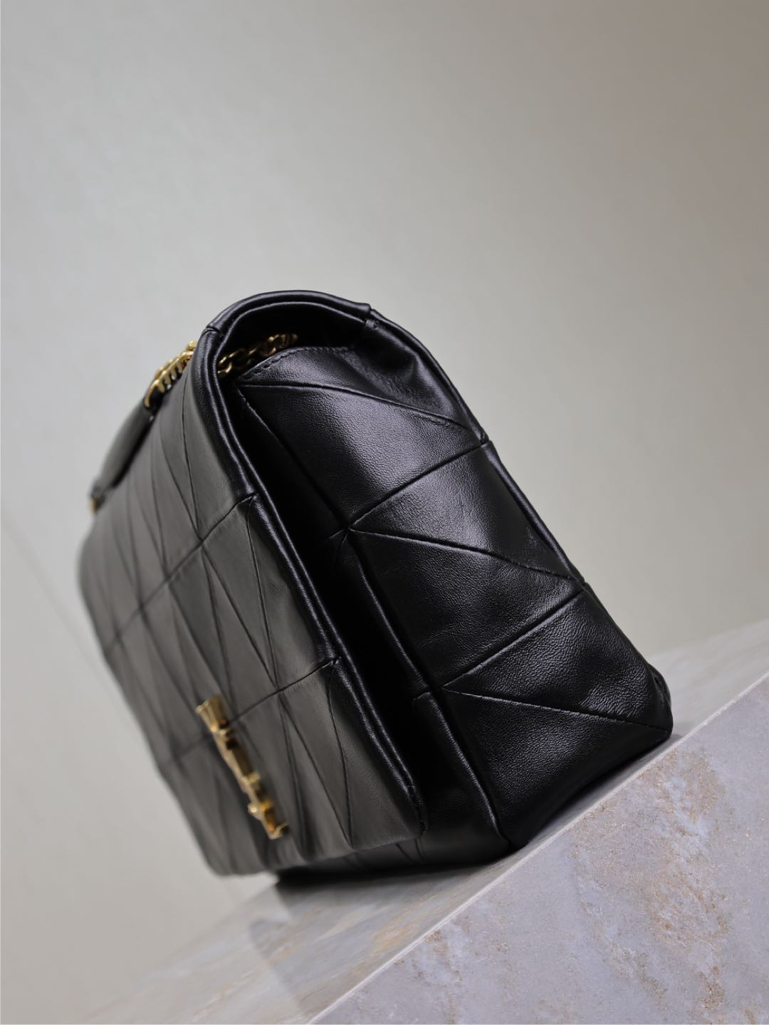 Y51 Jamie Large 33×22×7.5cm