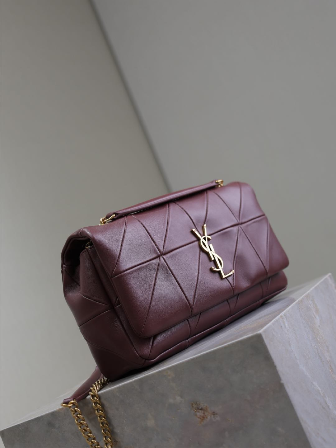 Y51 Jamie Medium 25x15x7.5cm