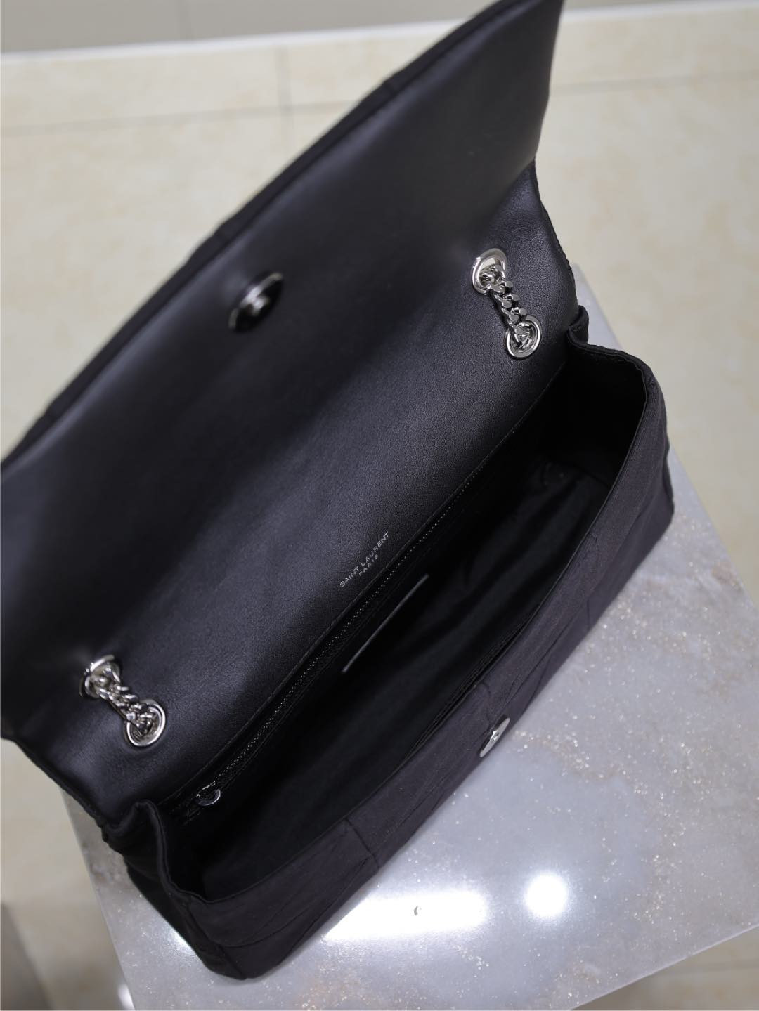 Y51 Jamie Medium 25x15x7.5cm