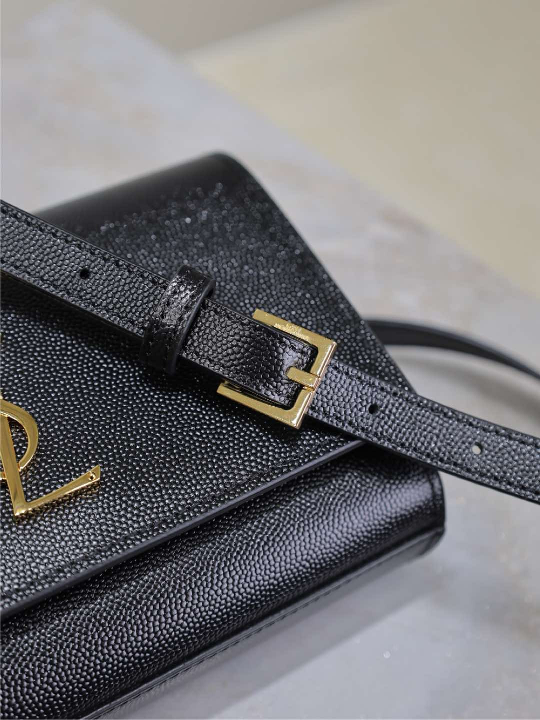 Y51 kate belt bag in grain de poudre-embossed leather 18x12x4.5cm