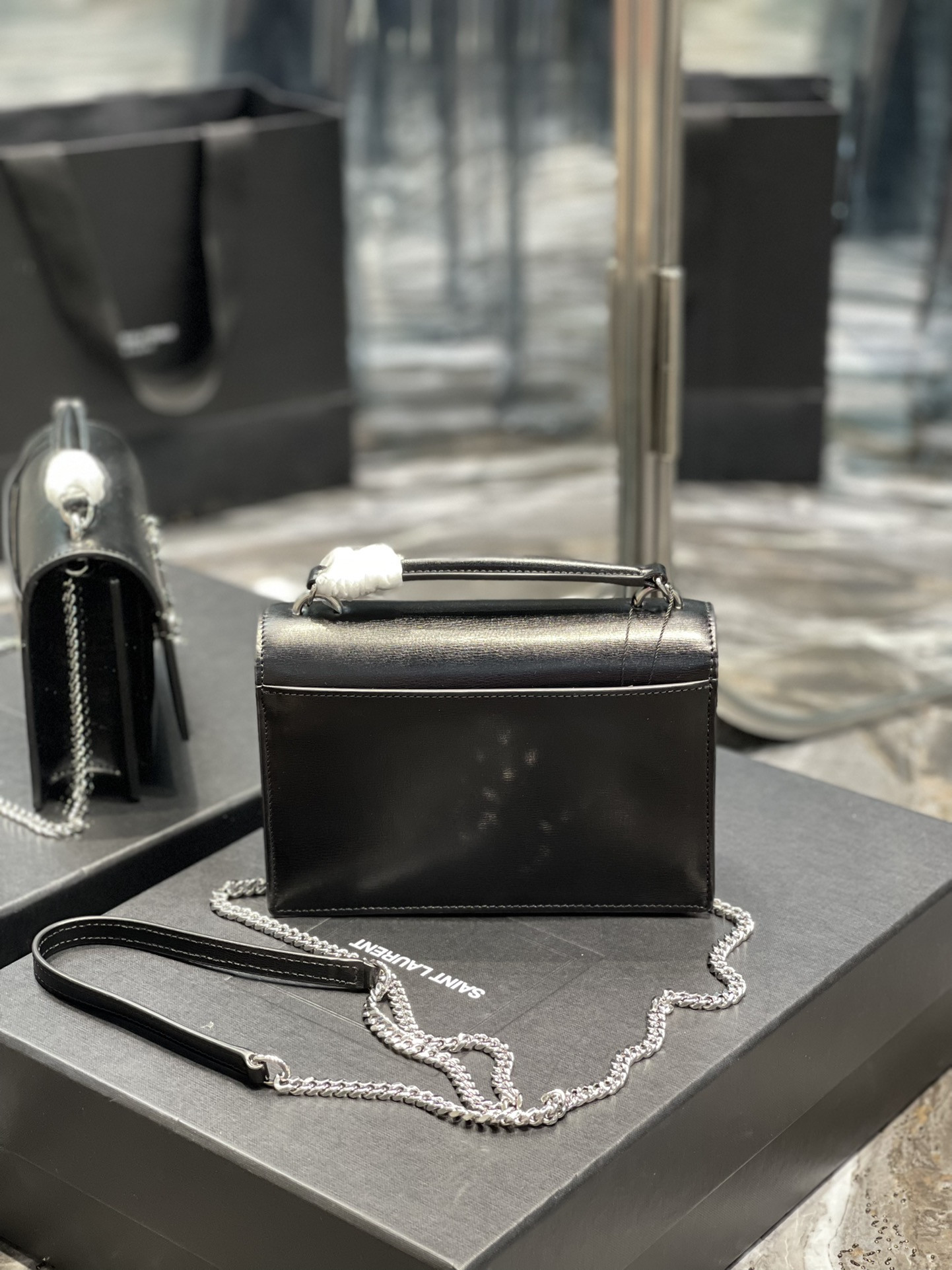 Y51 Sunset Woc 19x14x5.5cm