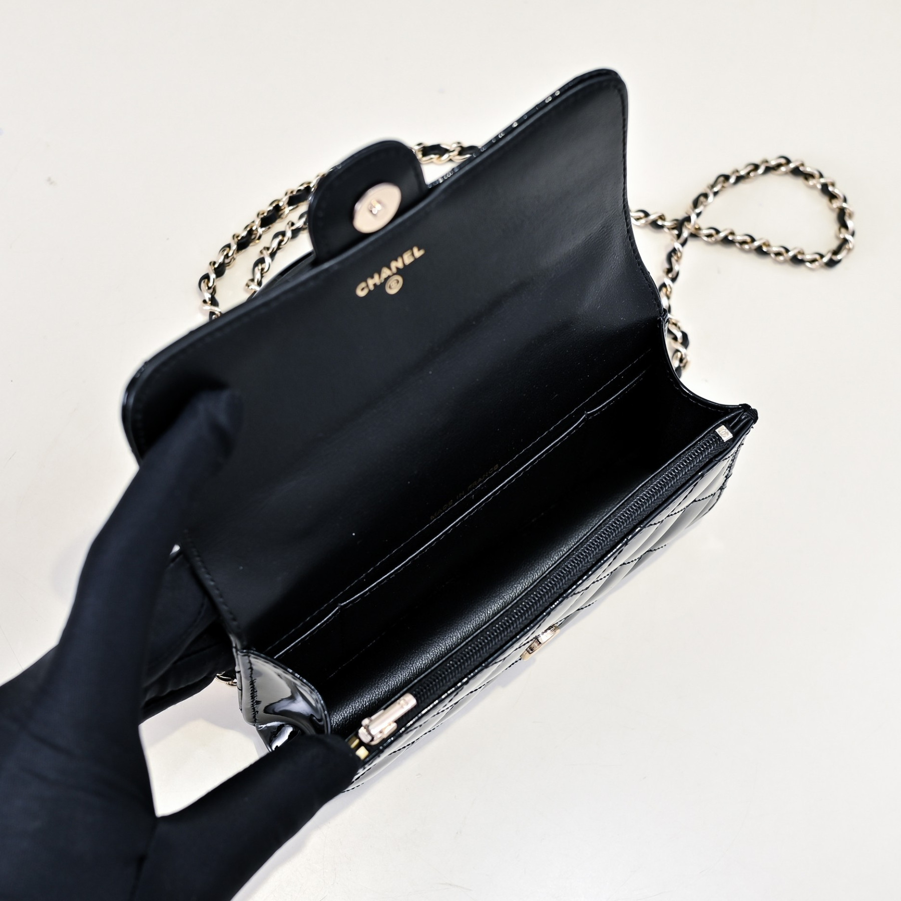 Ch**el Mini Classic Handbag With Top Handle 20x12x6cm
