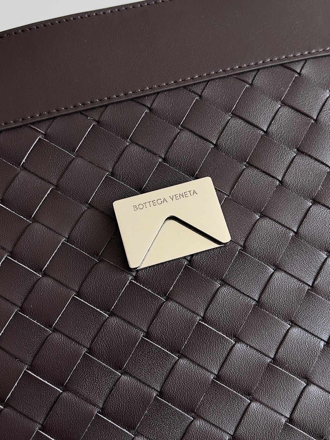 B0tt*ga Ven*ta Medium Andiamo Messenger 37x26x13cm