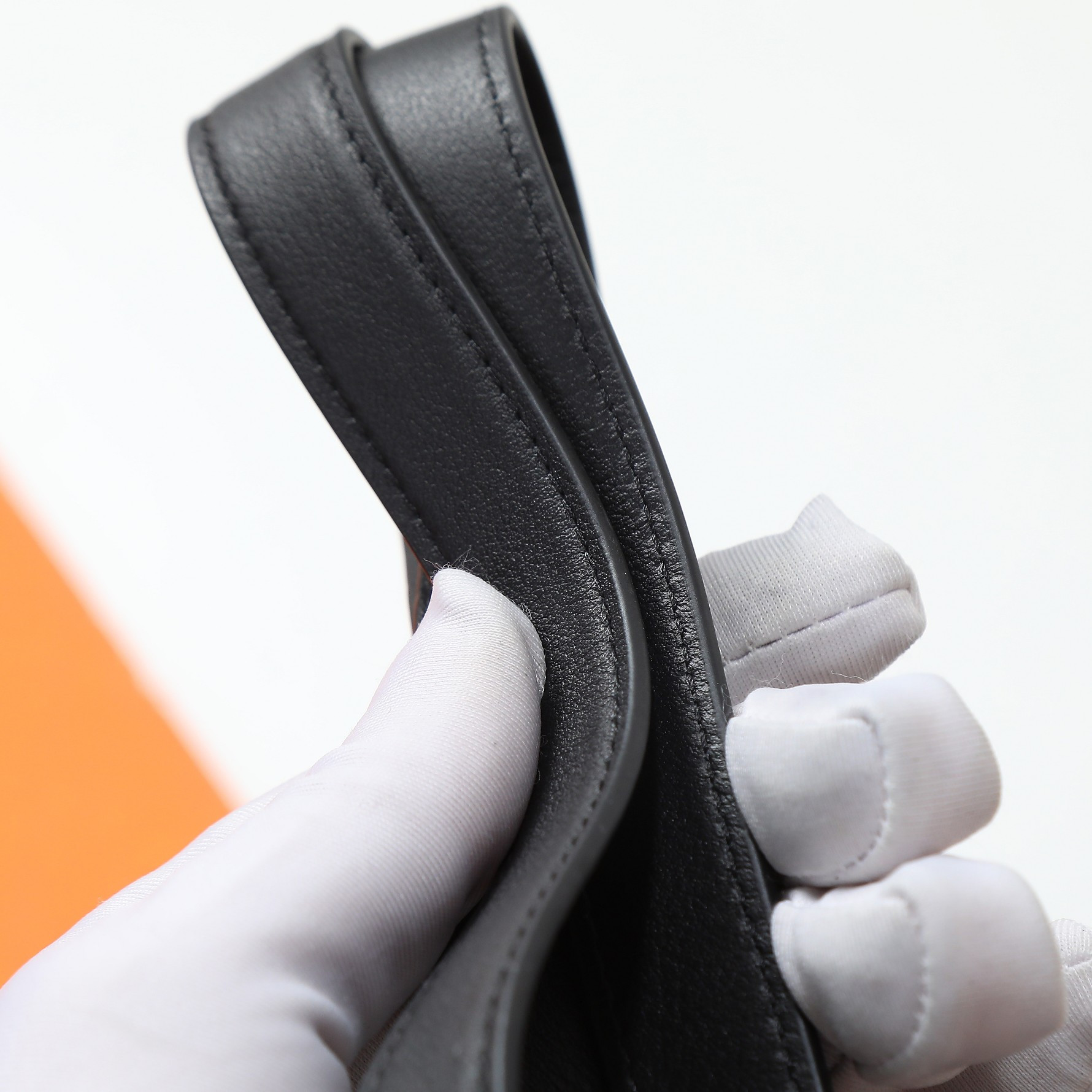 Y51 niki satchel in leather 21.5x16x9cm