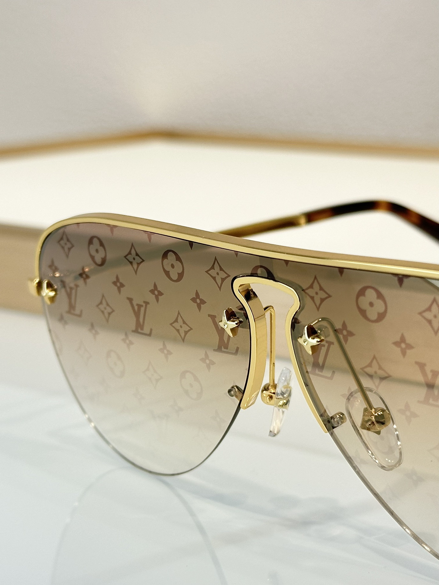 LV Glasses Z1467U Z1468U Z1470U Z1472U 60-16-140