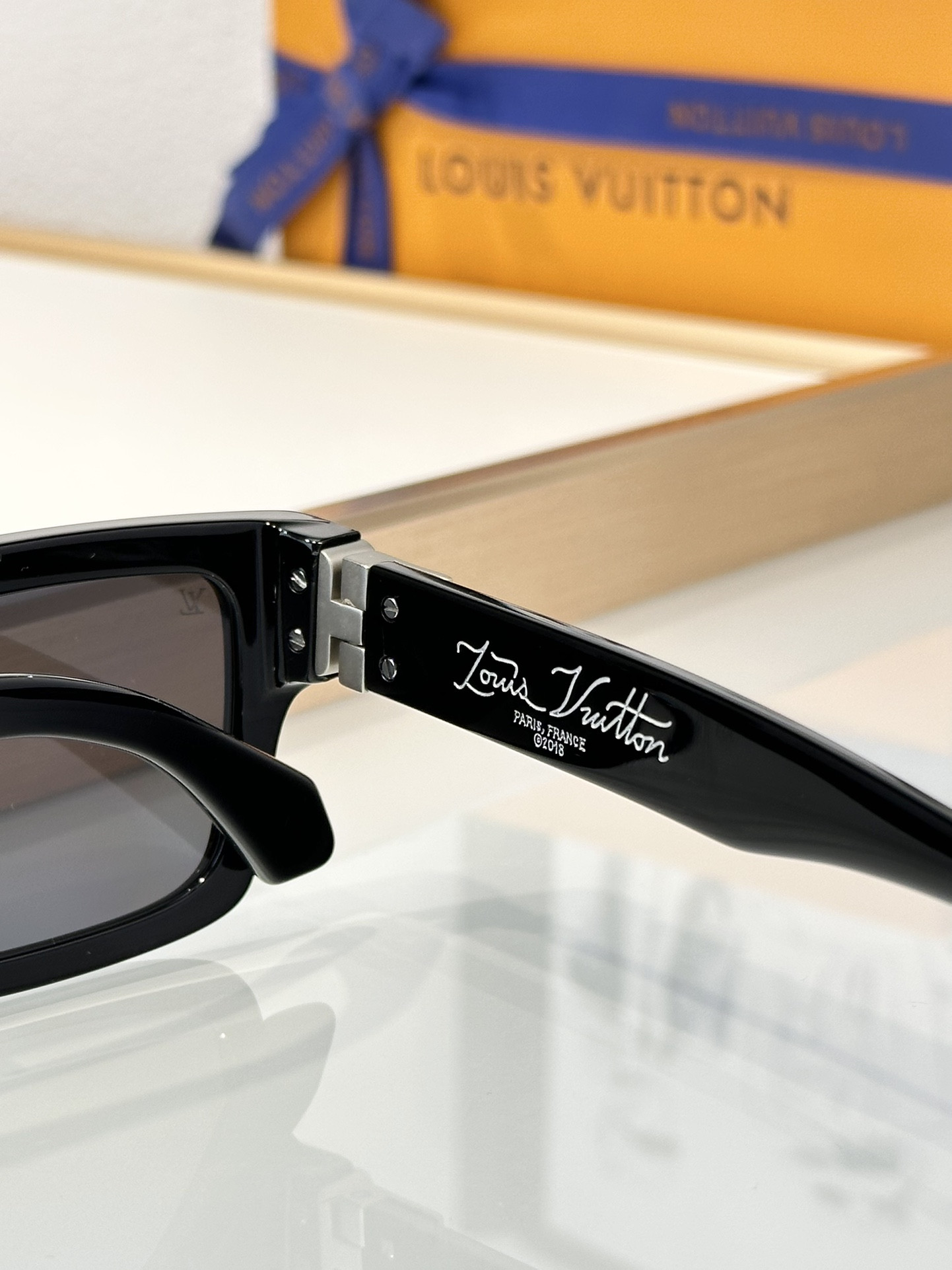 LV Glasses Z1414E Z1596E 55-19-145