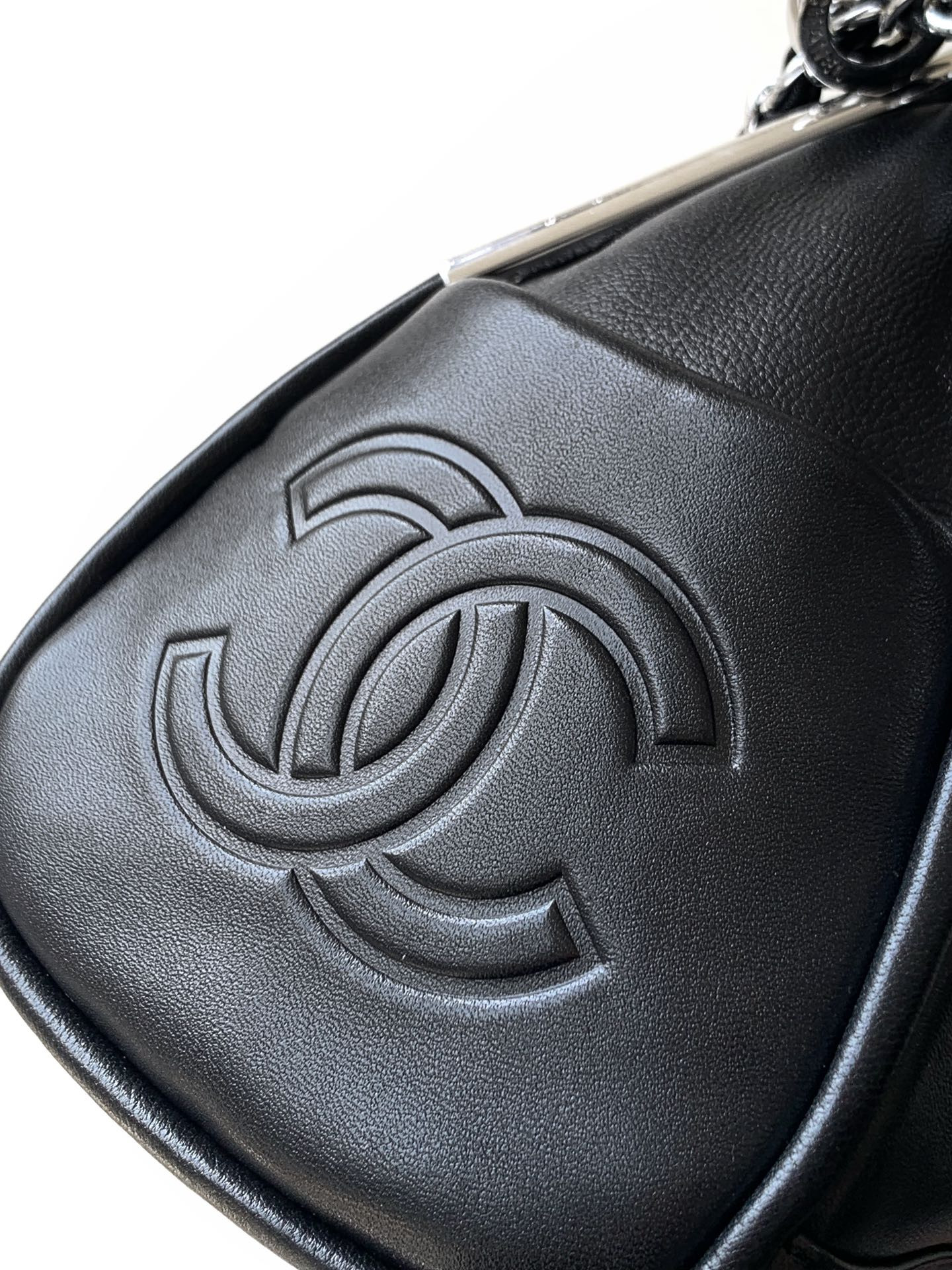 Ch**el OHANEL hobo bag 40x30x15cm