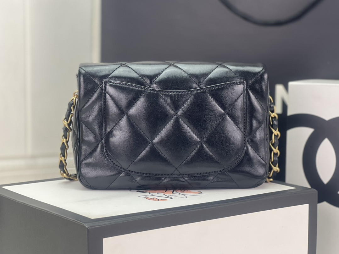 Ch**el FLAP HANDBAG CF 21x14x6cm