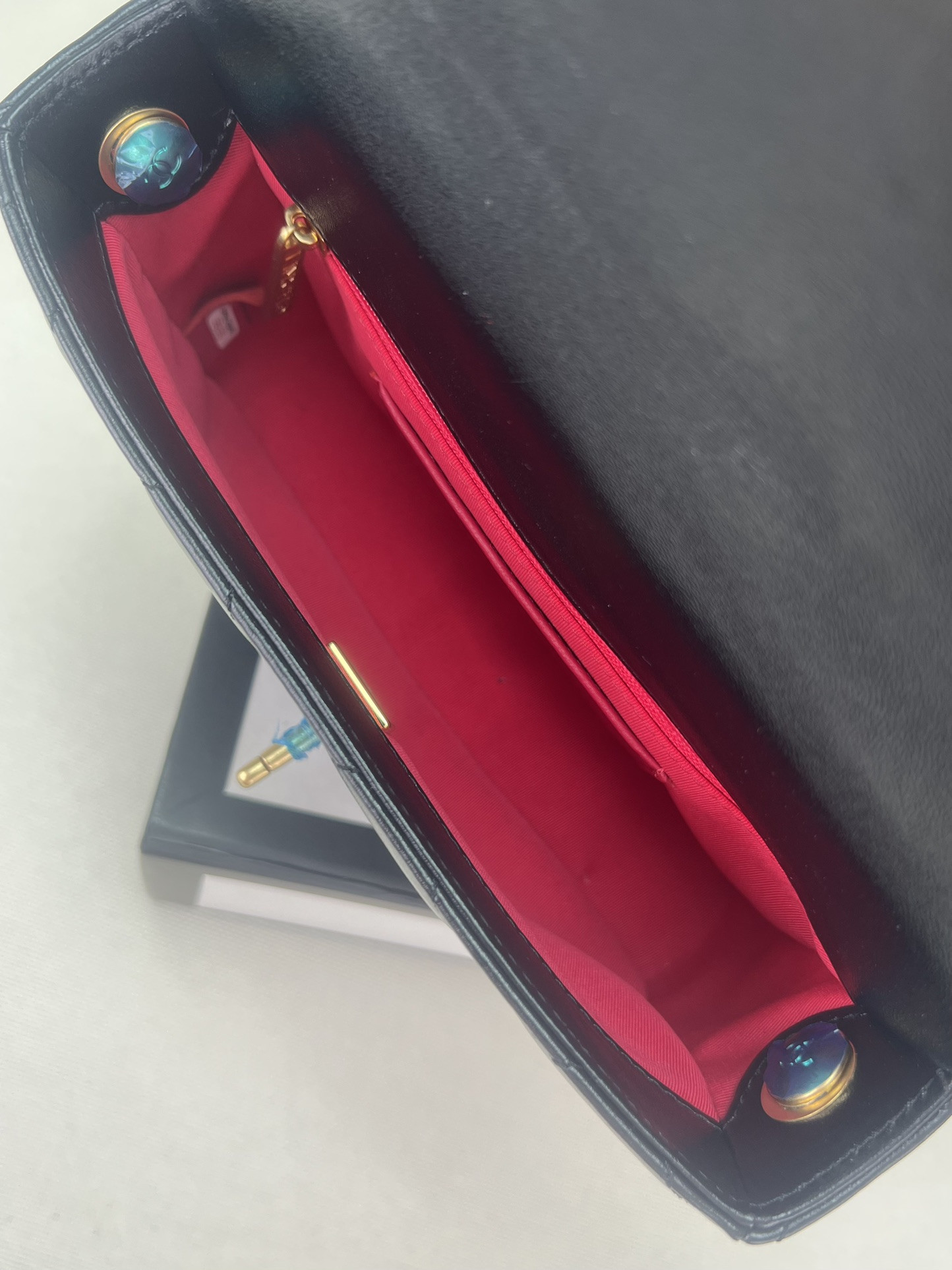 Ch**el FLAP HANDBAG CF 21x14x6cm