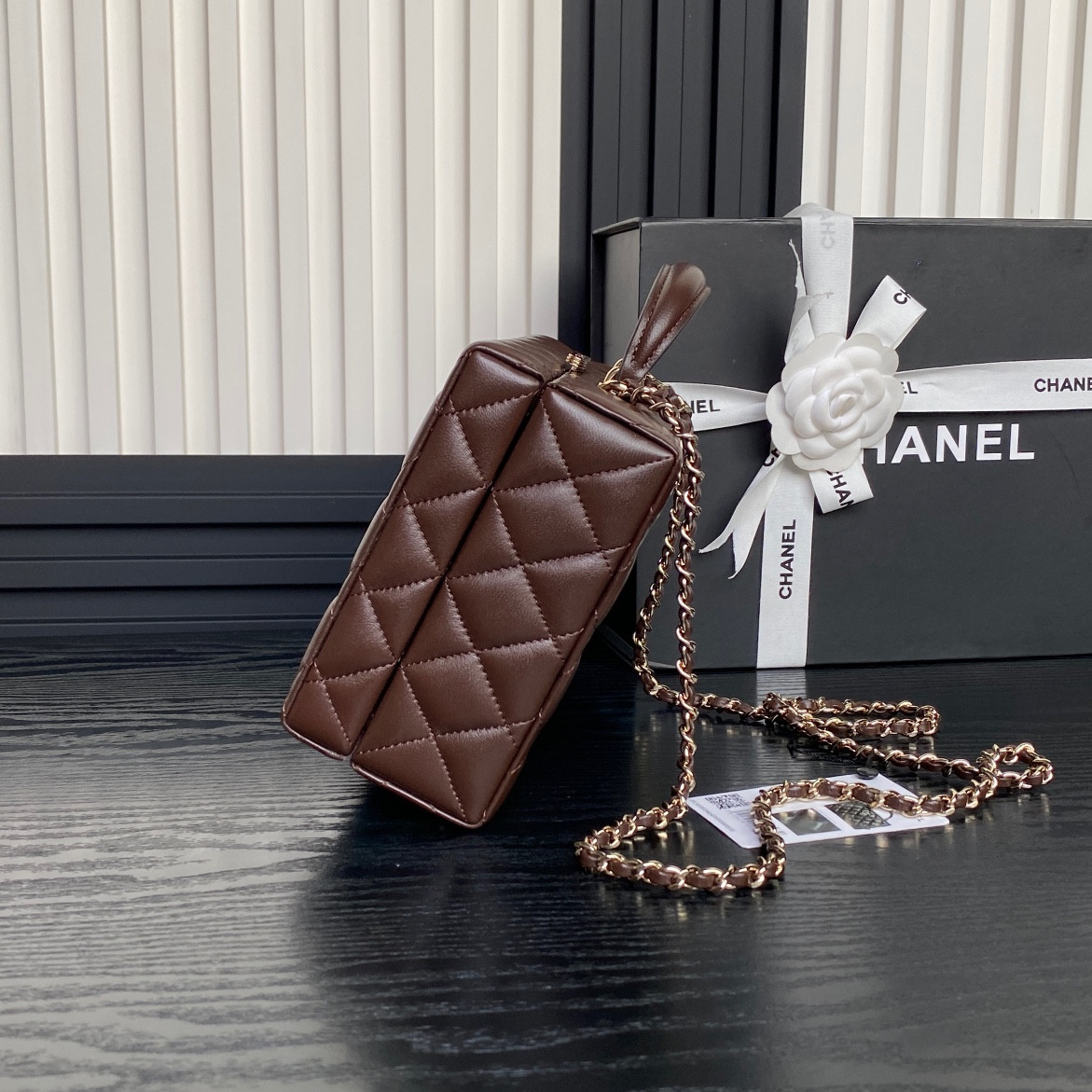 Ch**el Box bag 15x22x7.5cm