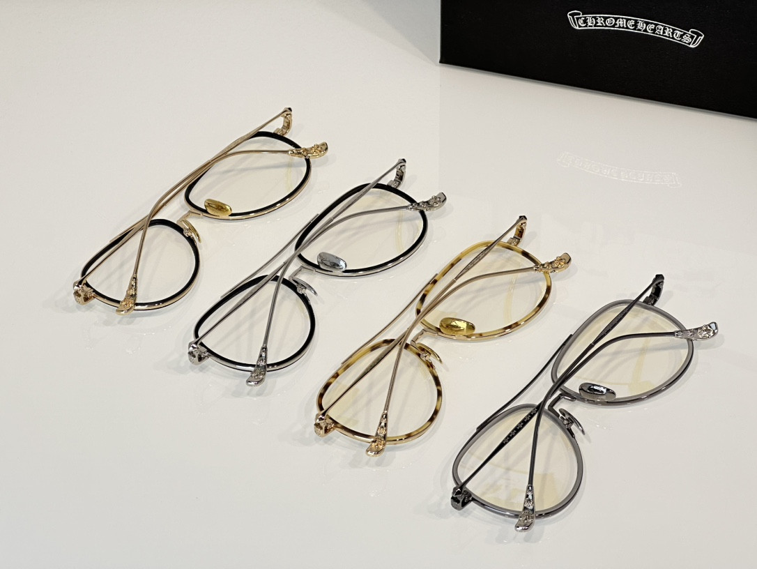 Ch*0me He**ts Glasses CH8118 56-16-148