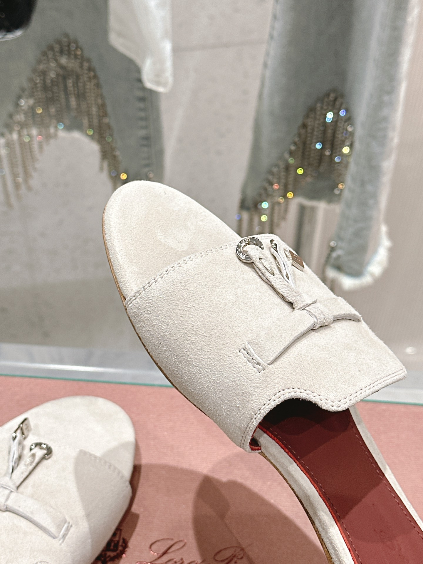 UA L0r0 P1ana Summer Charms Sandal