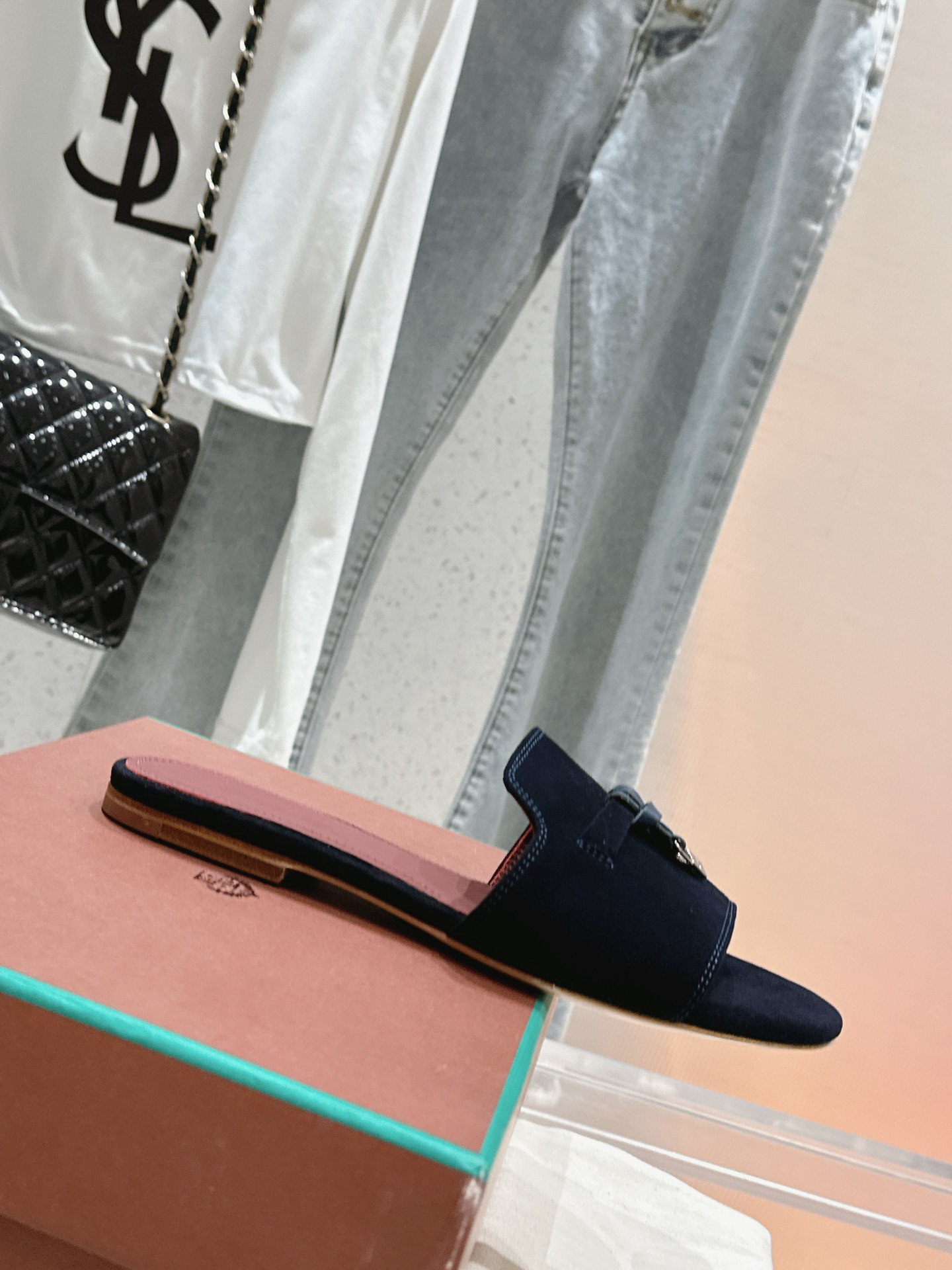 UA L0r0 P1ana Summer Charms Sandal