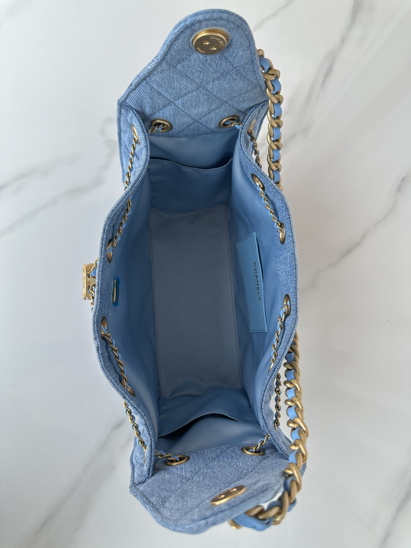 Ch**el 25 small Bucket Hobo handbag AS5293 30x26x14cm