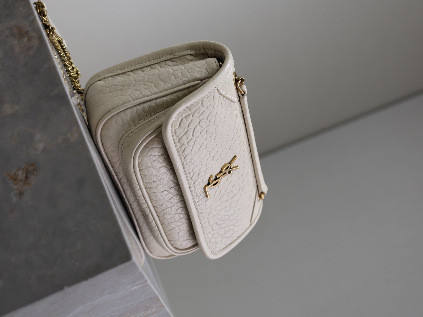 Y51 Niki Mini in grained lambskin 828736 12.5x18x5cm