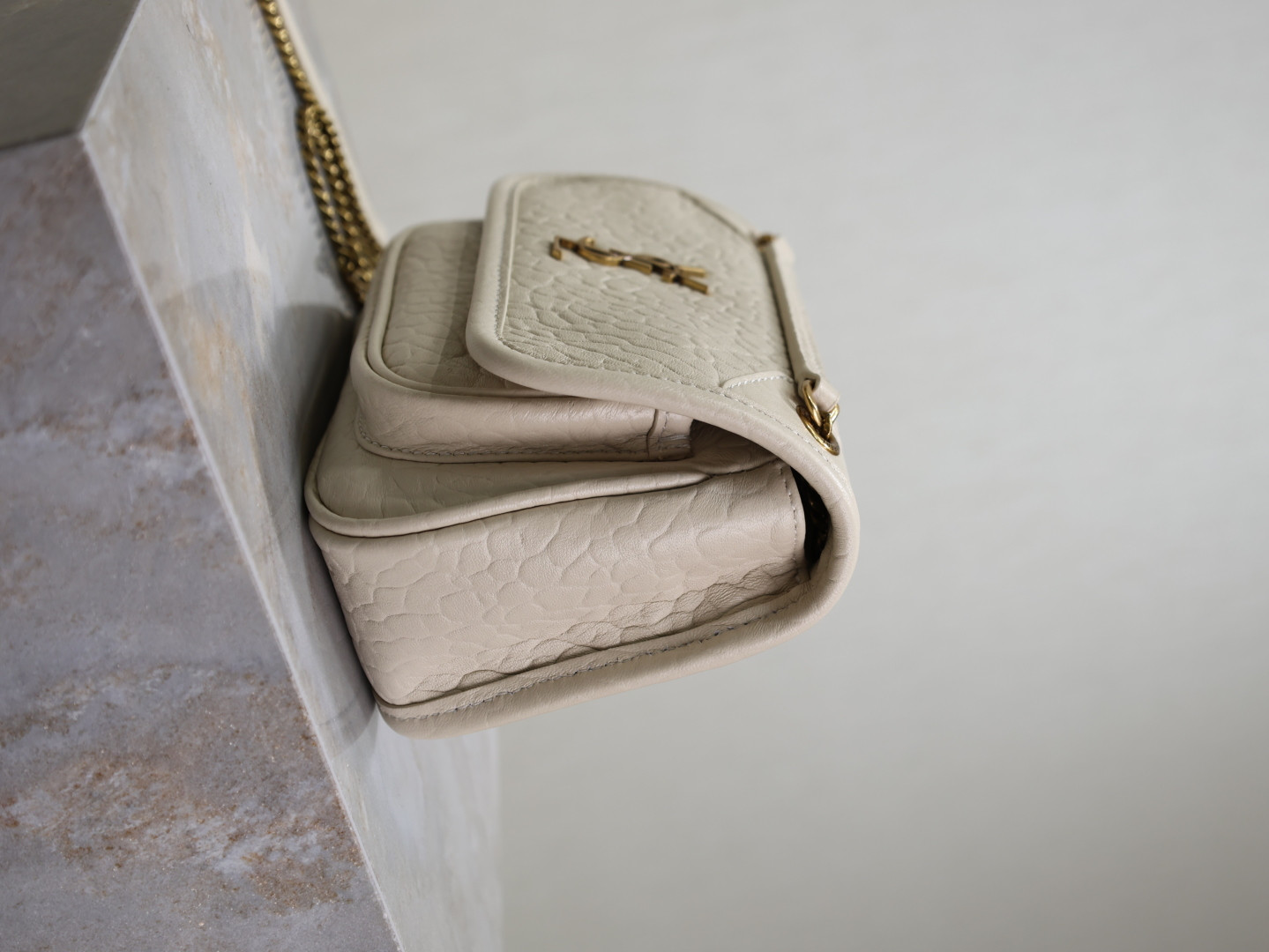 Y51 Niki Mini in grained lambskin 828736 12.5x18x5cm