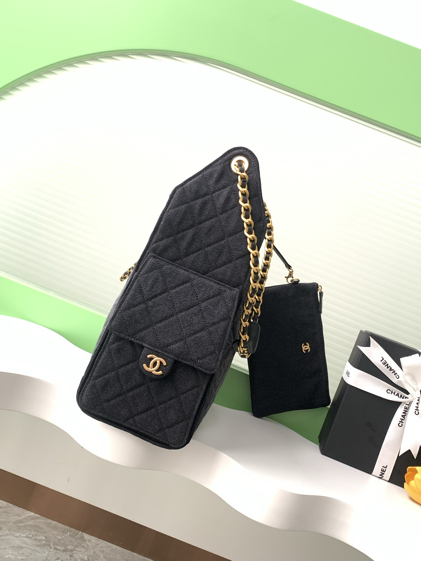 Ch**el 25C Bucket Hobo Bag AS5231 40x30x15cm