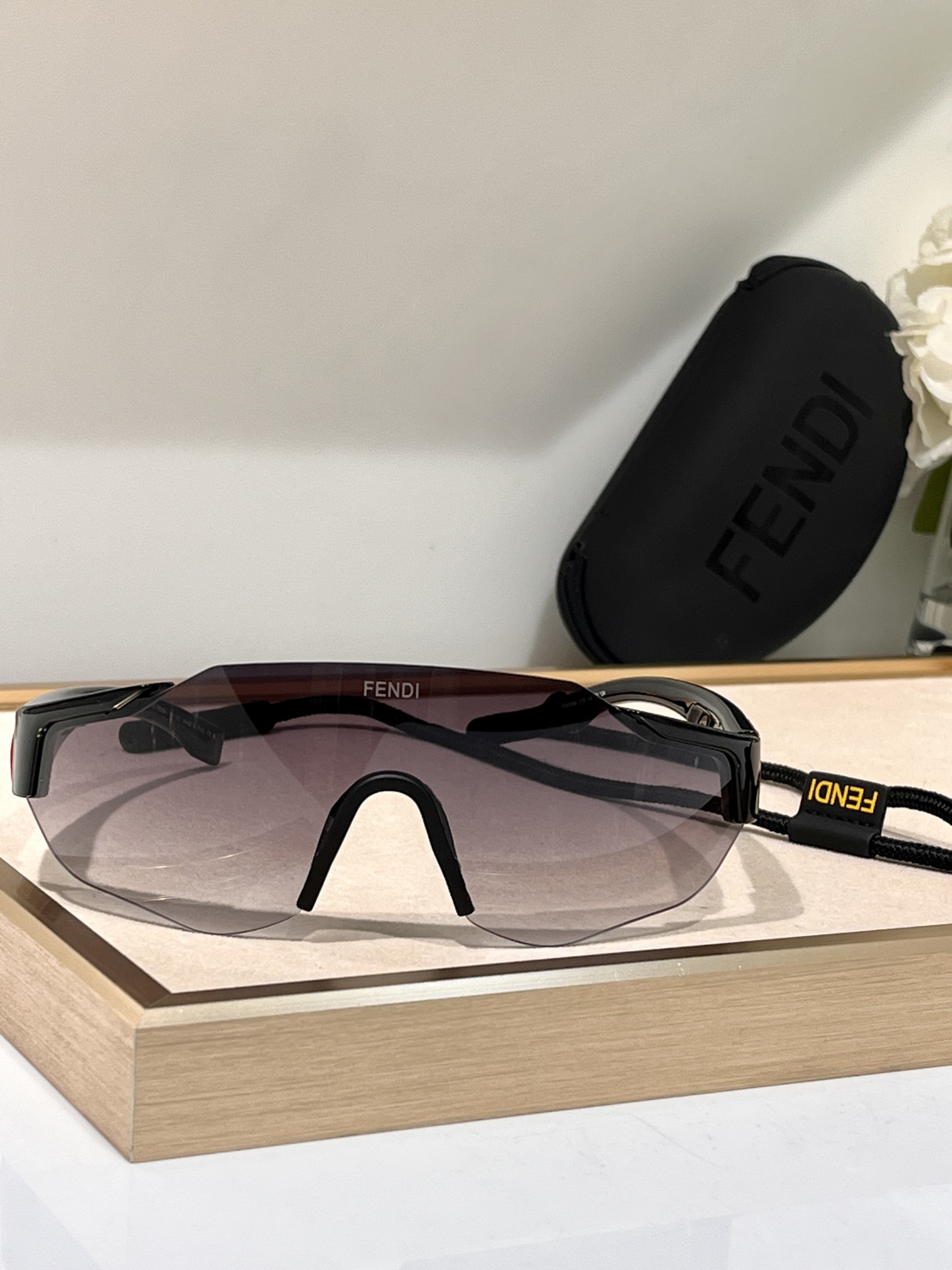 Fendi Glasses FF40088U 145-135 Sports rope