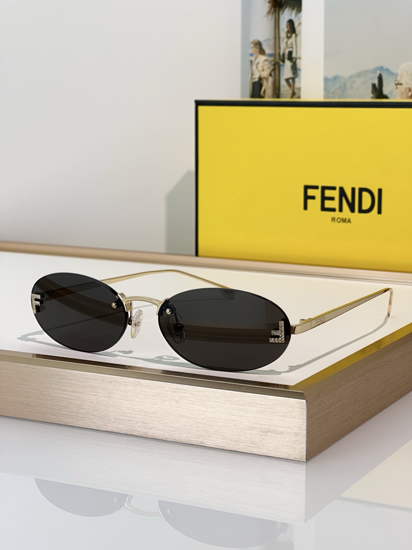 FENDI glasses FE4075US