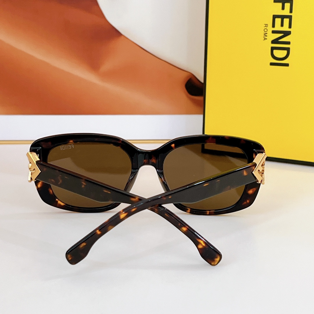 Fendi Glasses FE40138I 54-19-140