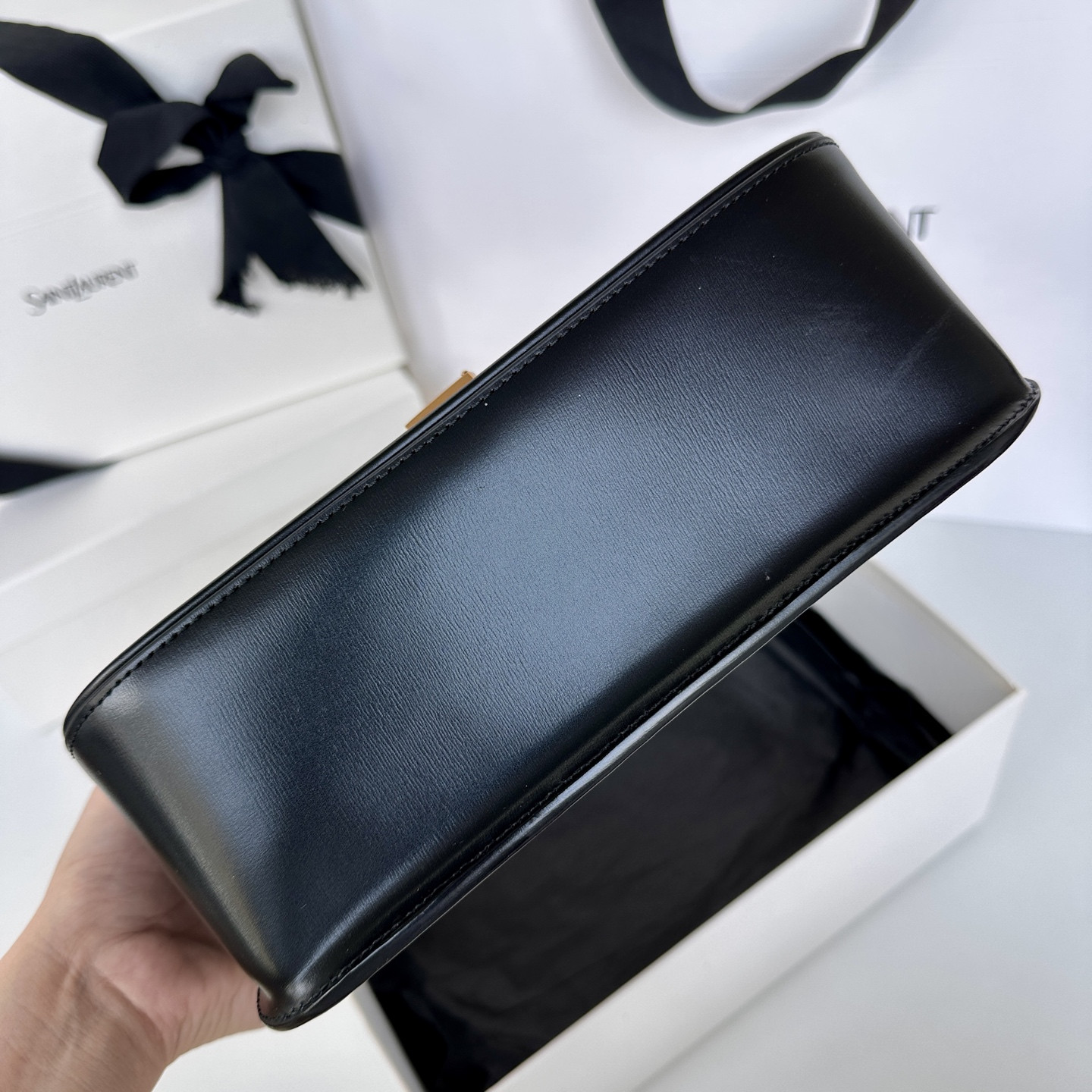 Y51 Solferino Medium 24.5 x 15 x 8.5 CM