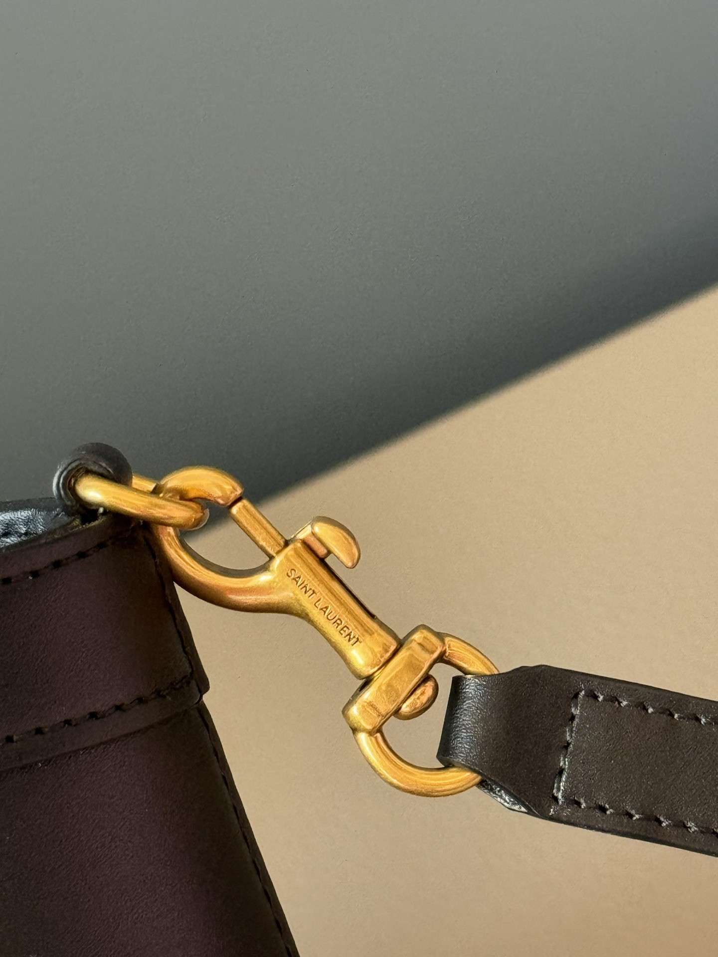 Y51 celia mini tote (smooth leather) 29x19.5x10cm