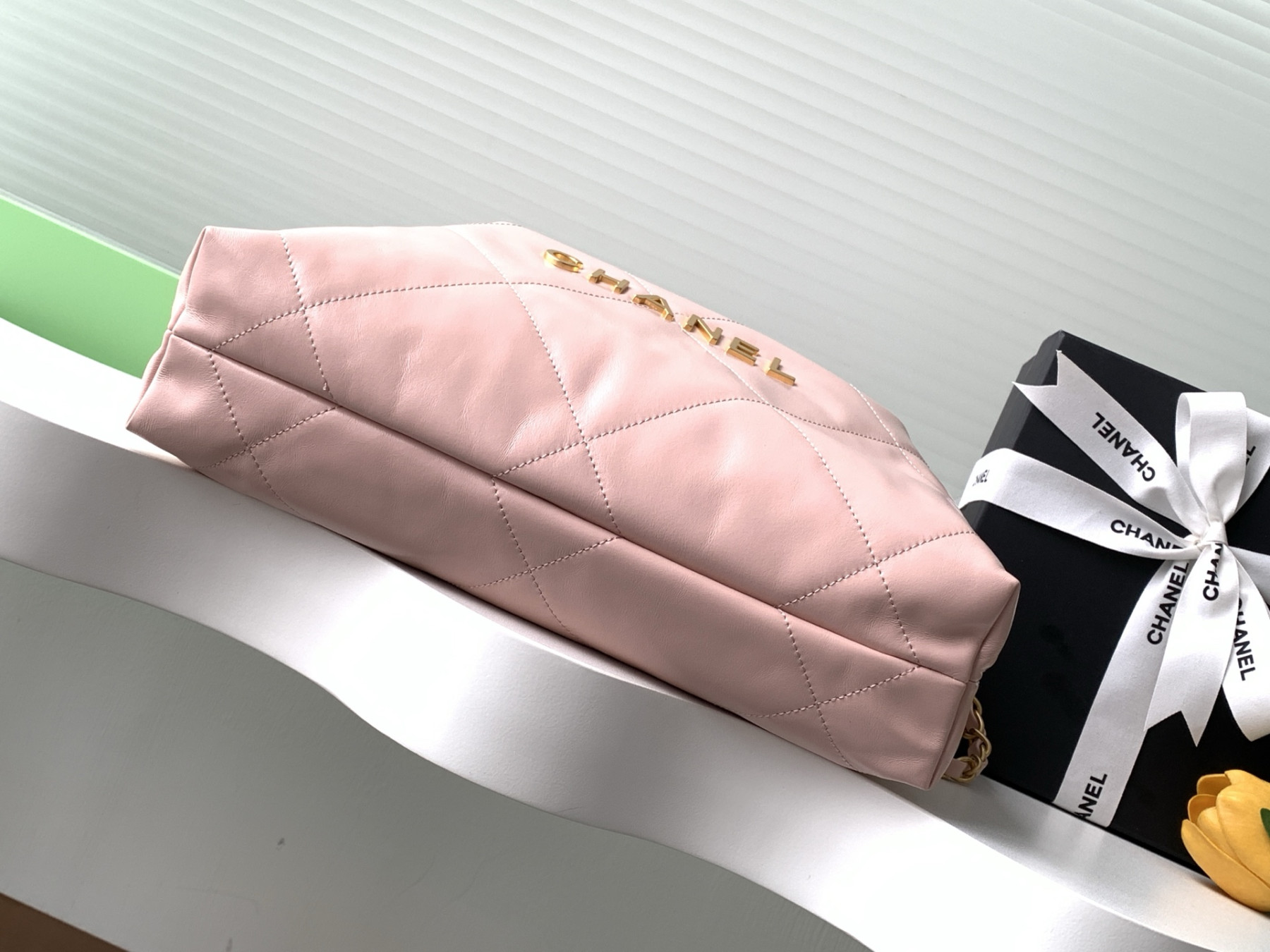 Ch**el 22 SMALL HANDBAG AS3260 35x37x7cm