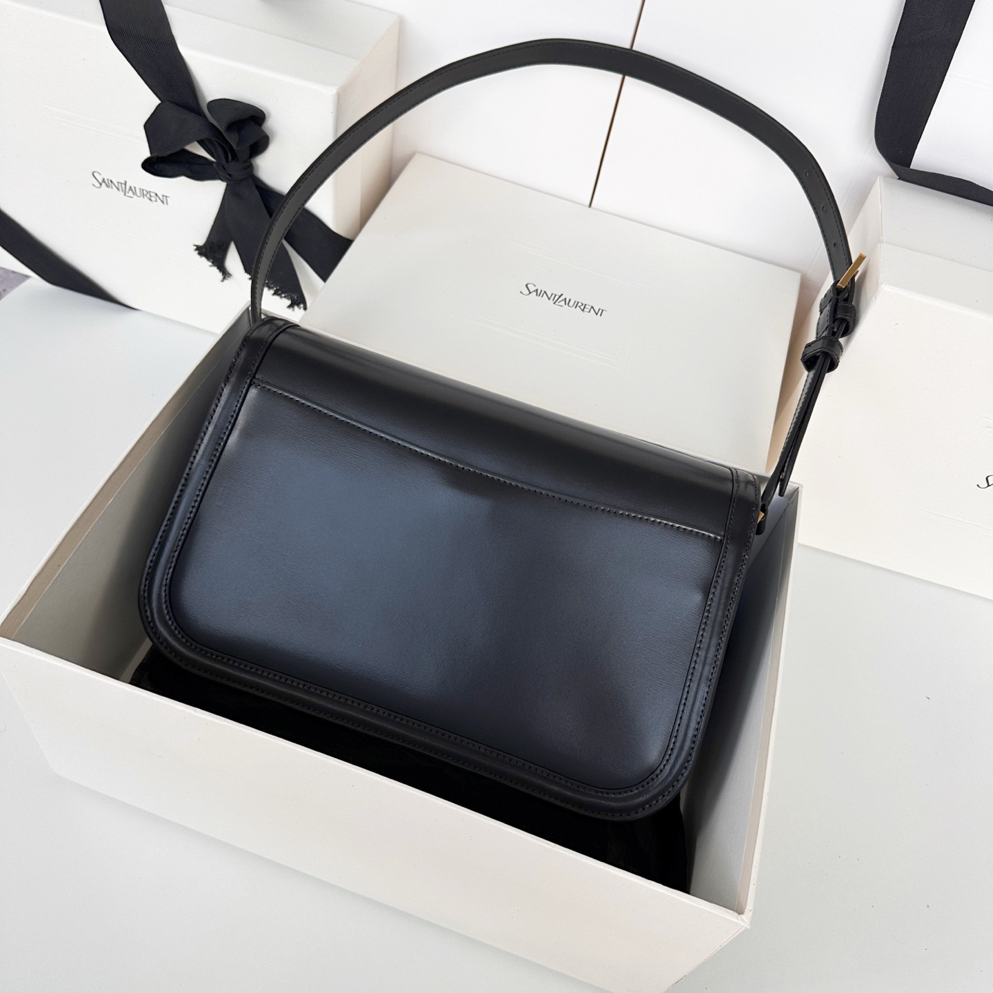 Y51 solferino large in box Sa1nt Lau*nt 29x18x9cm