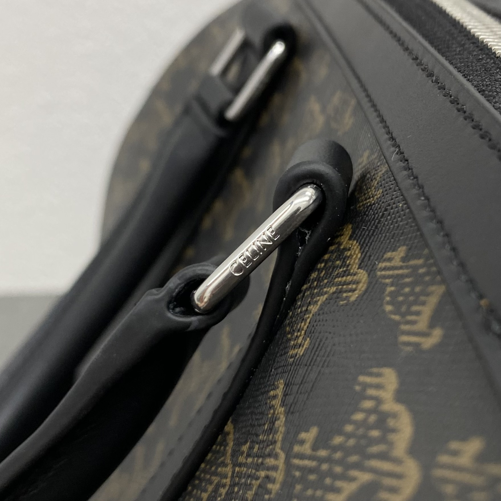 Ce1i*e LARGE BOSTON in Triomphe Canvas & calfskin 33x20x24cm