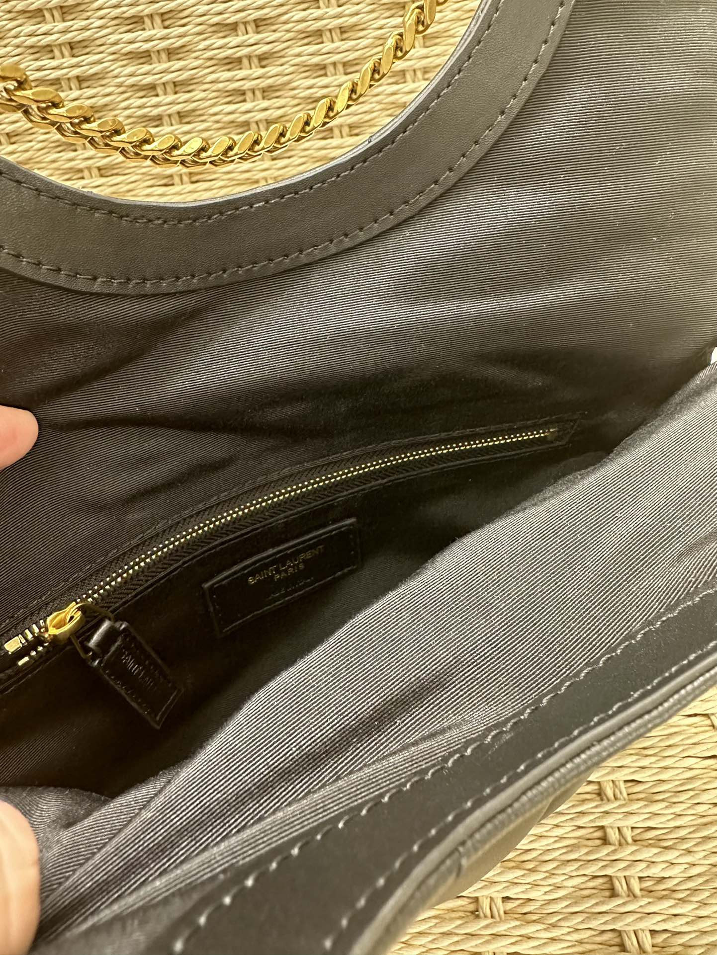 Y51 87 in quilted lambskin 26x13x5cm