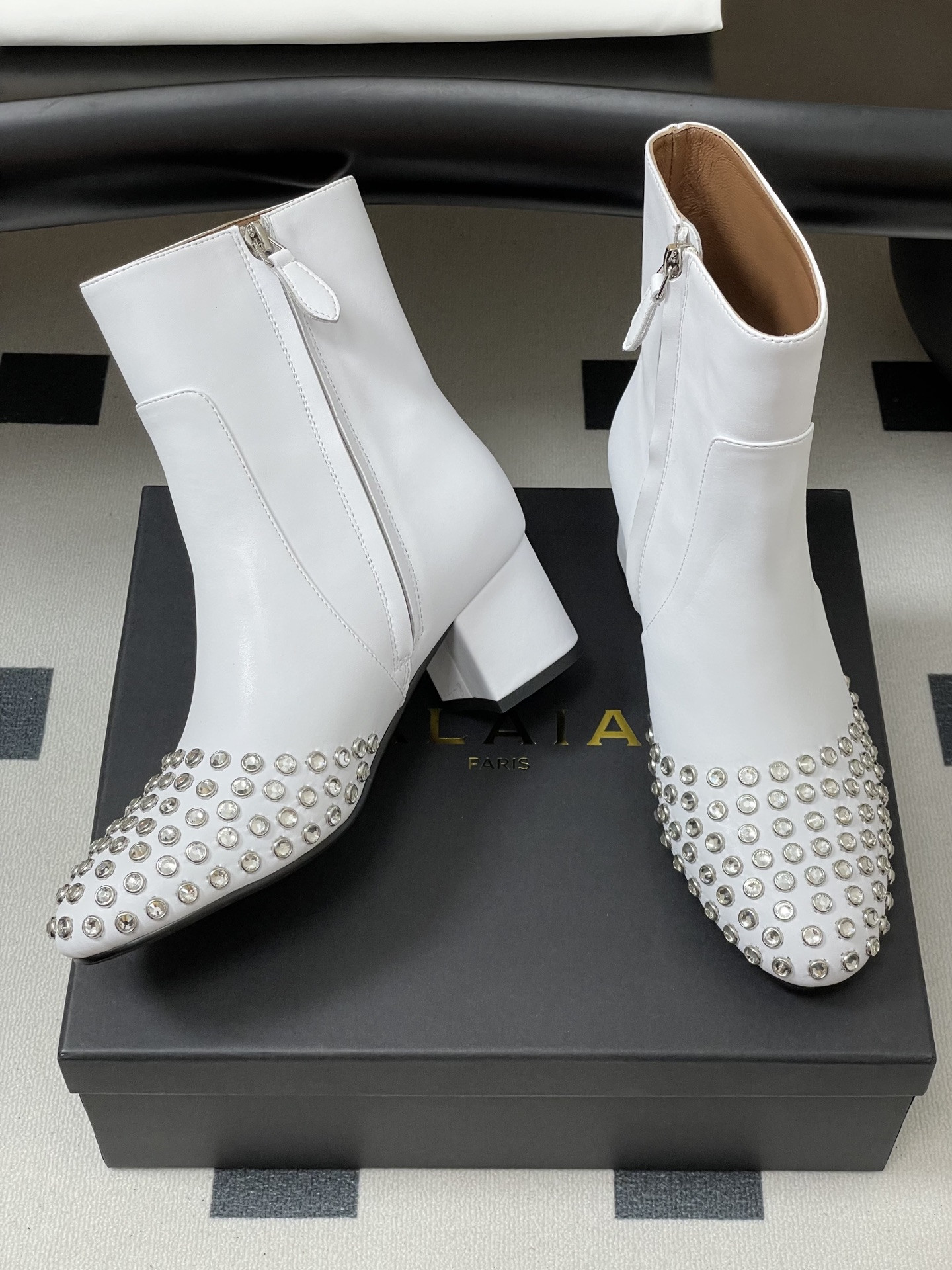 UA Alaia Crystal D1am0nd Boots 5.5cm Heel(Customized Size 7-10 days production time)