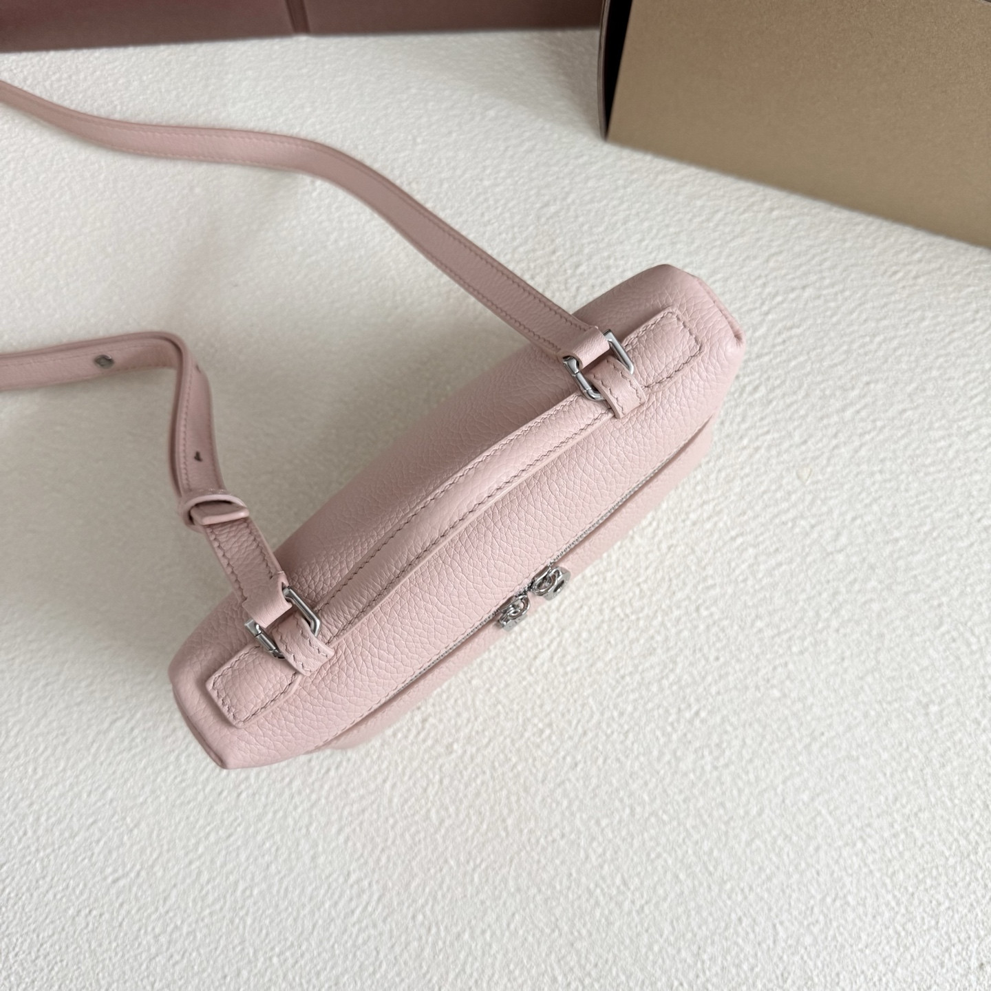 L0r0 P1ana Extra Pocket L19 11 x 19 x 6.5 cm